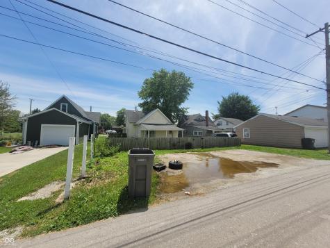 932 W Main Street Greenfield IN 46140