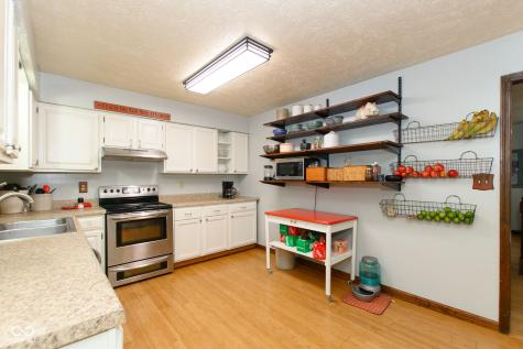 492 Pelenor Drive Franklin IN 46131