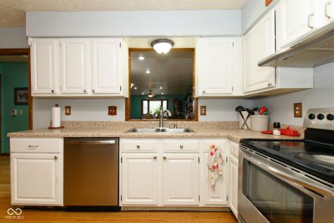 492 Pelenor Drive Franklin IN 46131