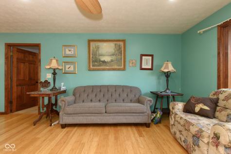 492 Pelenor Drive Franklin IN 46131