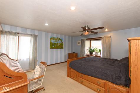 492 Pelenor Drive Franklin IN 46131