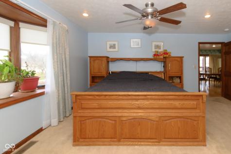 492 Pelenor Drive Franklin IN 46131