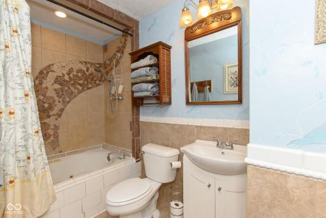 492 Pelenor Drive Franklin IN 46131