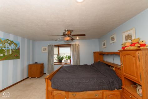 492 Pelenor Drive Franklin IN 46131