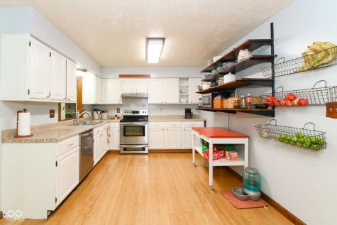 492 Pelenor Drive Franklin IN 46131