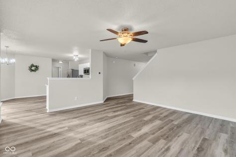 10330 Split Rock Way Indianapolis IN 46234