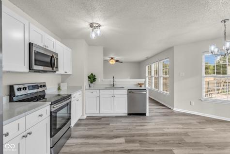 10330 Split Rock Way Indianapolis IN 46234