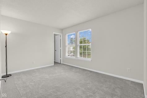 10330 Split Rock Way Indianapolis IN 46234
