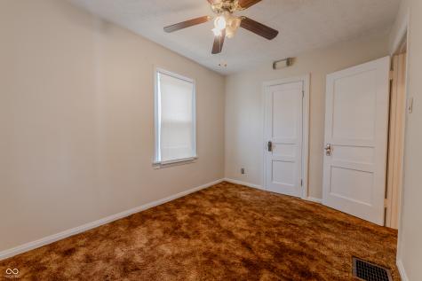 2047 N Bosart Avenue Indianapolis IN 46218