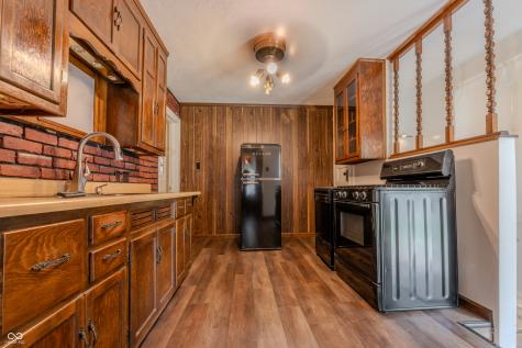 2047 N Bosart Avenue Indianapolis IN 46218