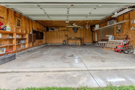 2047 N Bosart Avenue Indianapolis IN 46218