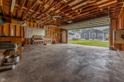 2047 N Bosart Avenue Indianapolis IN 46218