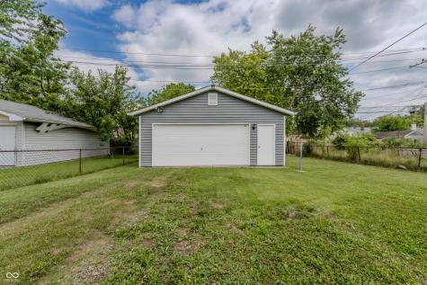 2047 N Bosart Avenue Indianapolis IN 46218