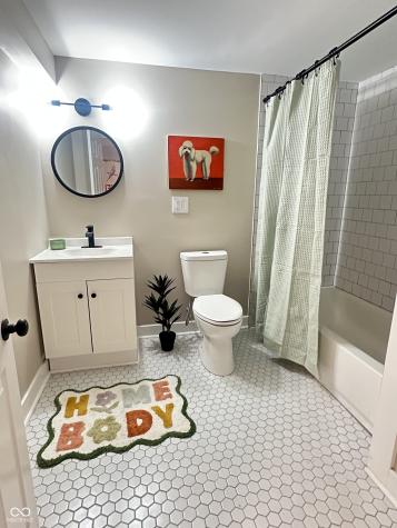 6160 Carrollton Avenue Indianapolis IN 46220