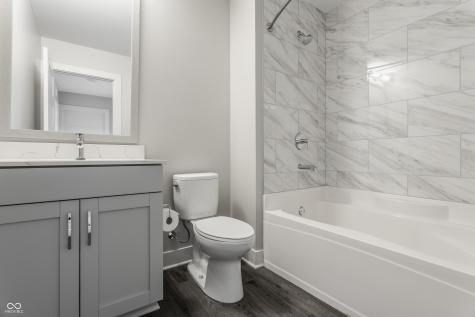 428 S Meridian Greenwood IN 46142