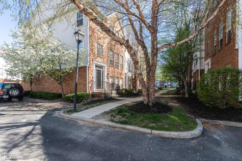 420 Beverly Court Carmel IN 46032
