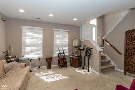 420 Beverly Court Carmel IN 46032