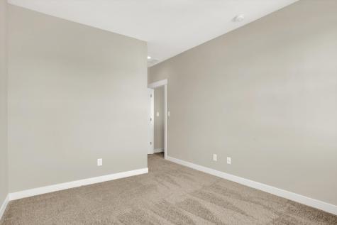 6611 Stonepointe Way Indianapolis IN 46237