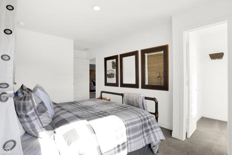 1560 Pine Circle Franklin IN 46131