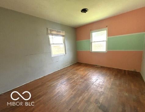 213 N Posey Street Windfall IN 46076