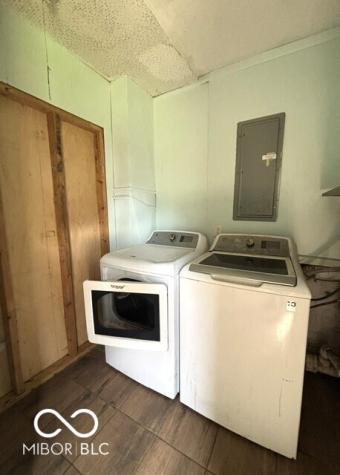 213 N Posey Street Windfall IN 46076
