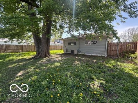 213 N Posey Street Windfall IN 46076