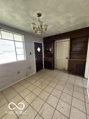 213 N Posey Street Windfall IN 46076