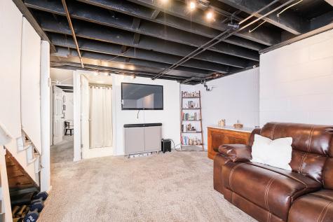 6337 Maple Drive Indianapolis IN 46220