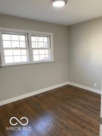 8061 Folkstone Road Indianapolis IN 46268