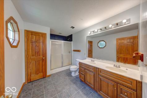 813 S 400 W Bargersville IN 46106