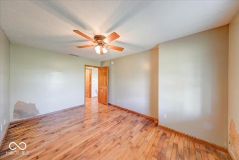 813 S 400 W Bargersville IN 46106