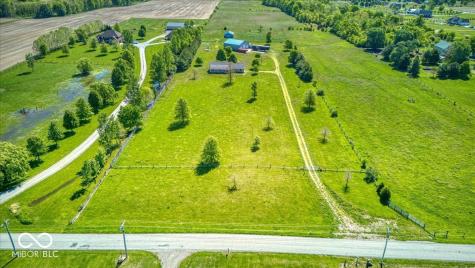 813 S 400 W Bargersville IN 46106