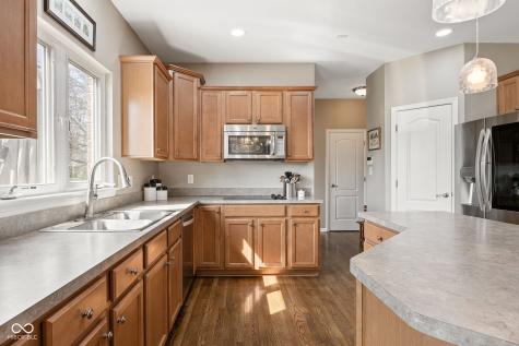 14095 Farmstead Drive Fishers IN 46040