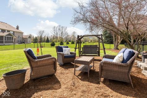 14095 Farmstead Drive Fishers IN 46040