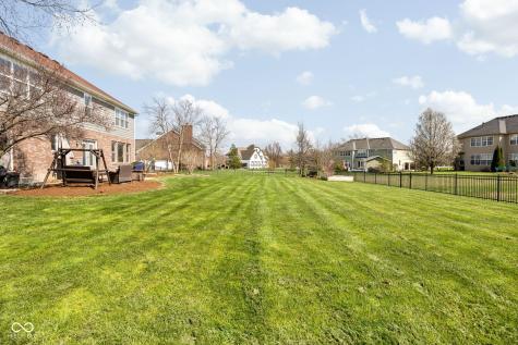 14095 Farmstead Drive Fishers IN 46040