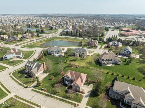 14095 Farmstead Drive Fishers IN 46040