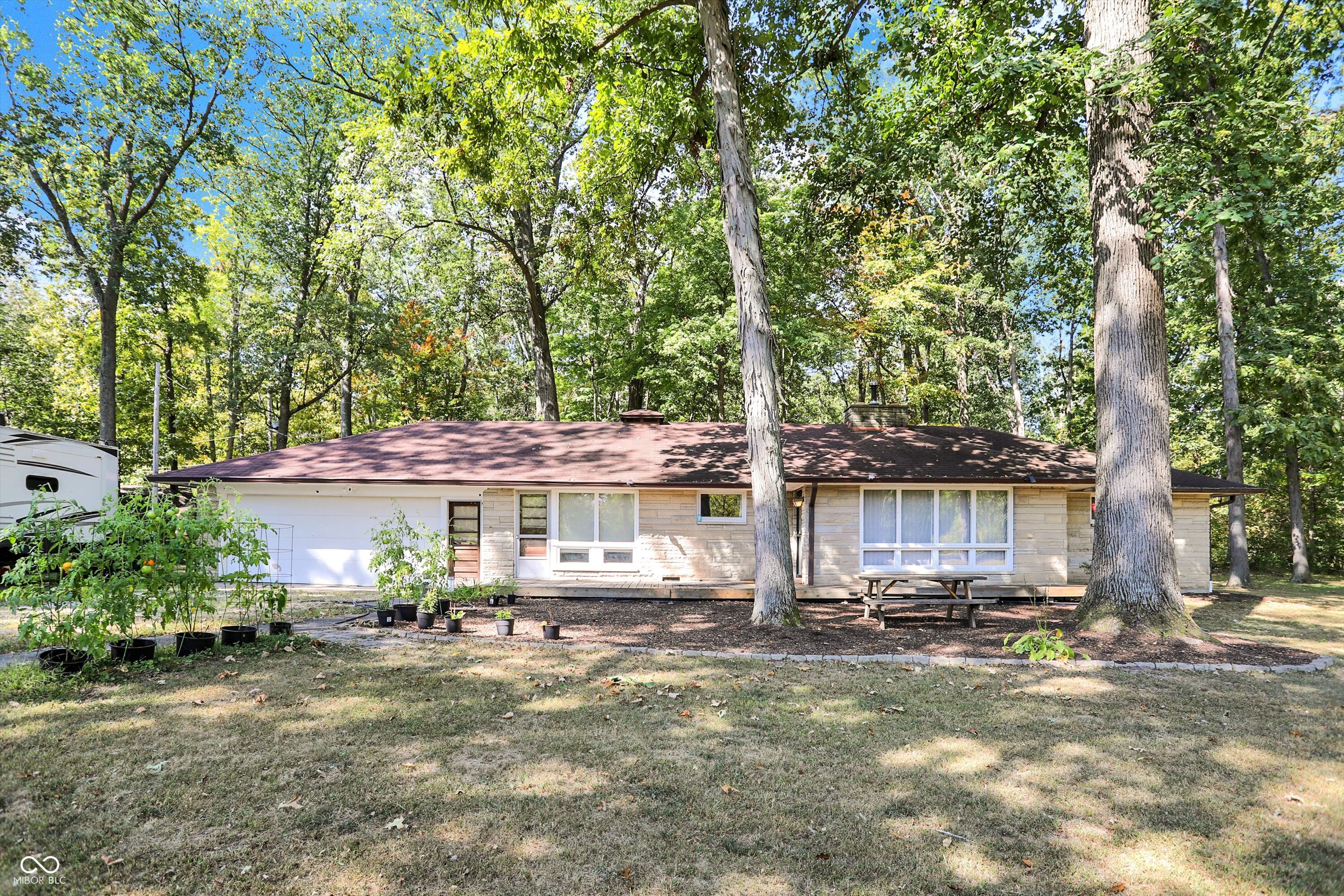1722 Andrews Drive Avon IN 46123