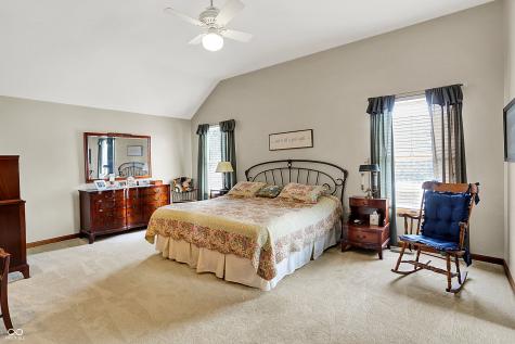 1852 Lakeside Lane Indianapolis IN 46229