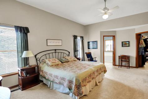 1852 Lakeside Lane Indianapolis IN 46229
