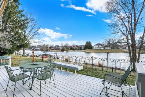1852 Lakeside Lane Indianapolis IN 46229