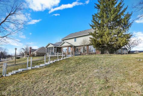 1852 Lakeside Lane Indianapolis IN 46229