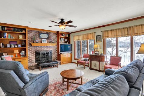 1852 Lakeside Lane Indianapolis IN 46229