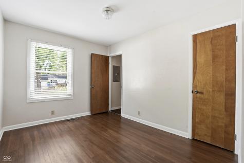 2844 Canterbury Lane Indianapolis IN 46220
