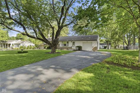 2844 Canterbury Lane Indianapolis IN 46220