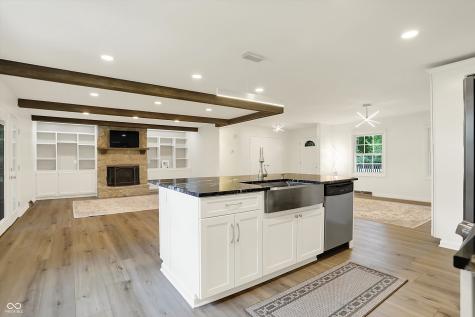 3705 S 875 E Zionsville IN 46077