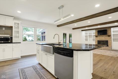 3705 S 875 E Zionsville IN 46077