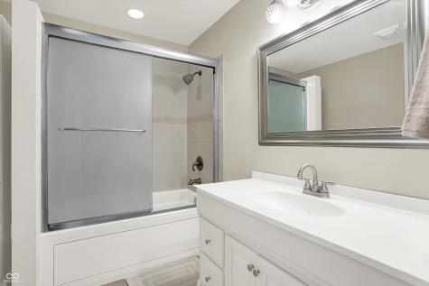 3705 S 875 E Zionsville IN 46077