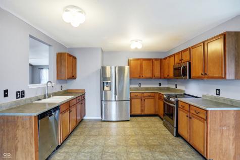 8619 Hopewell Court Camby IN 46113
