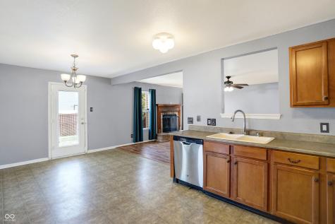 8619 Hopewell Court Camby IN 46113