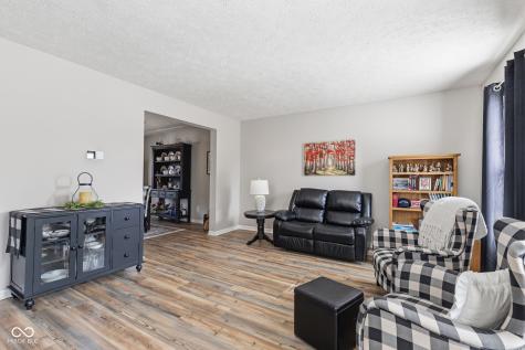 721 Creston Point Circle Indianapolis IN 46239